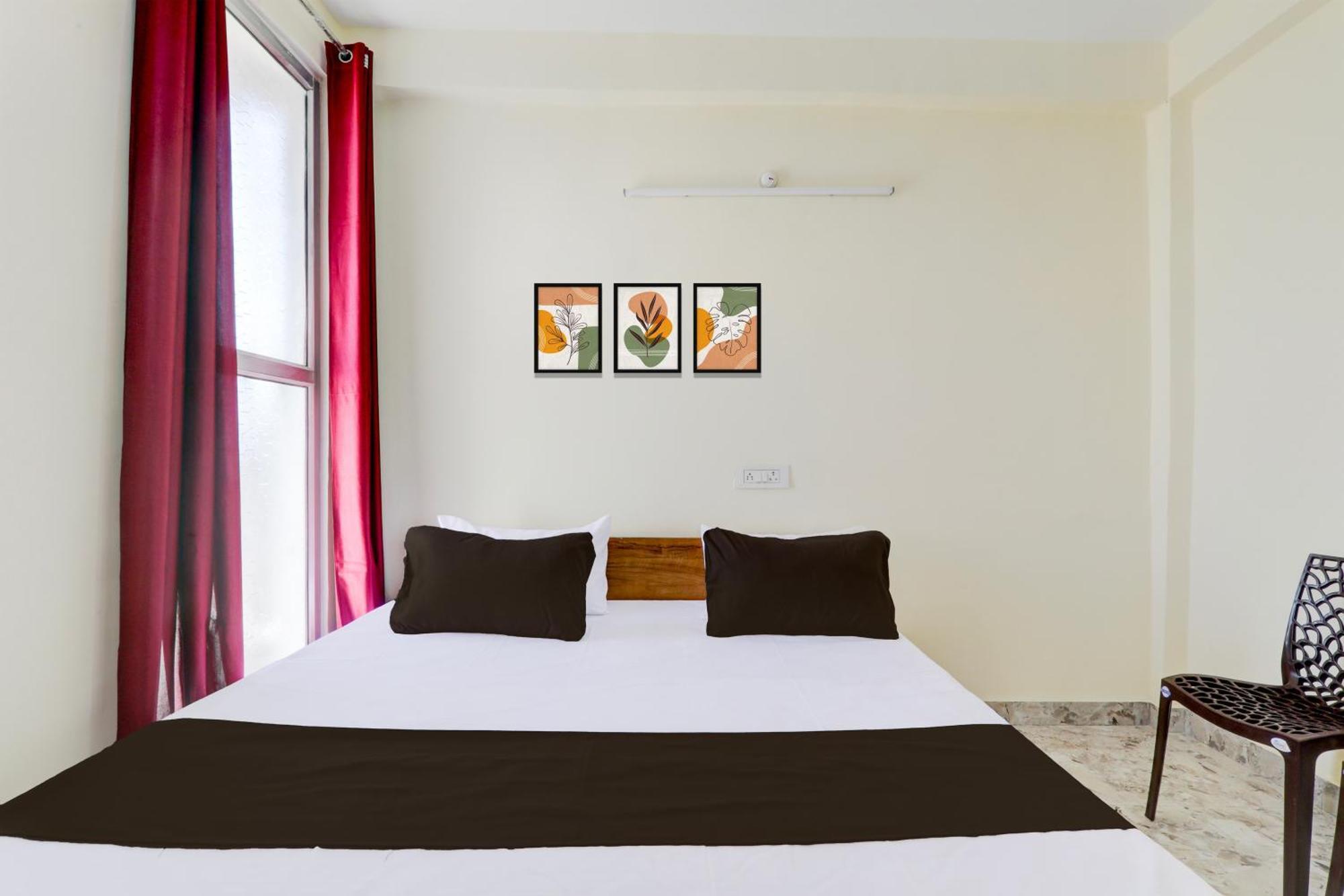 Hotel O Rn Chinhat ภายนอก รูปภาพ