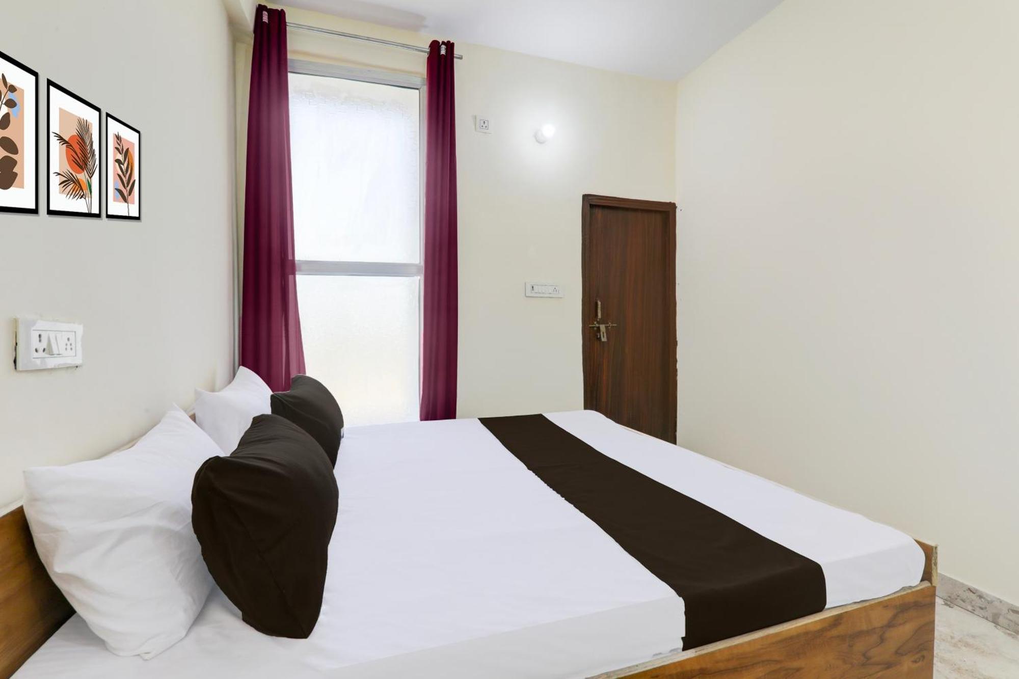 Hotel O Rn Chinhat ภายนอก รูปภาพ