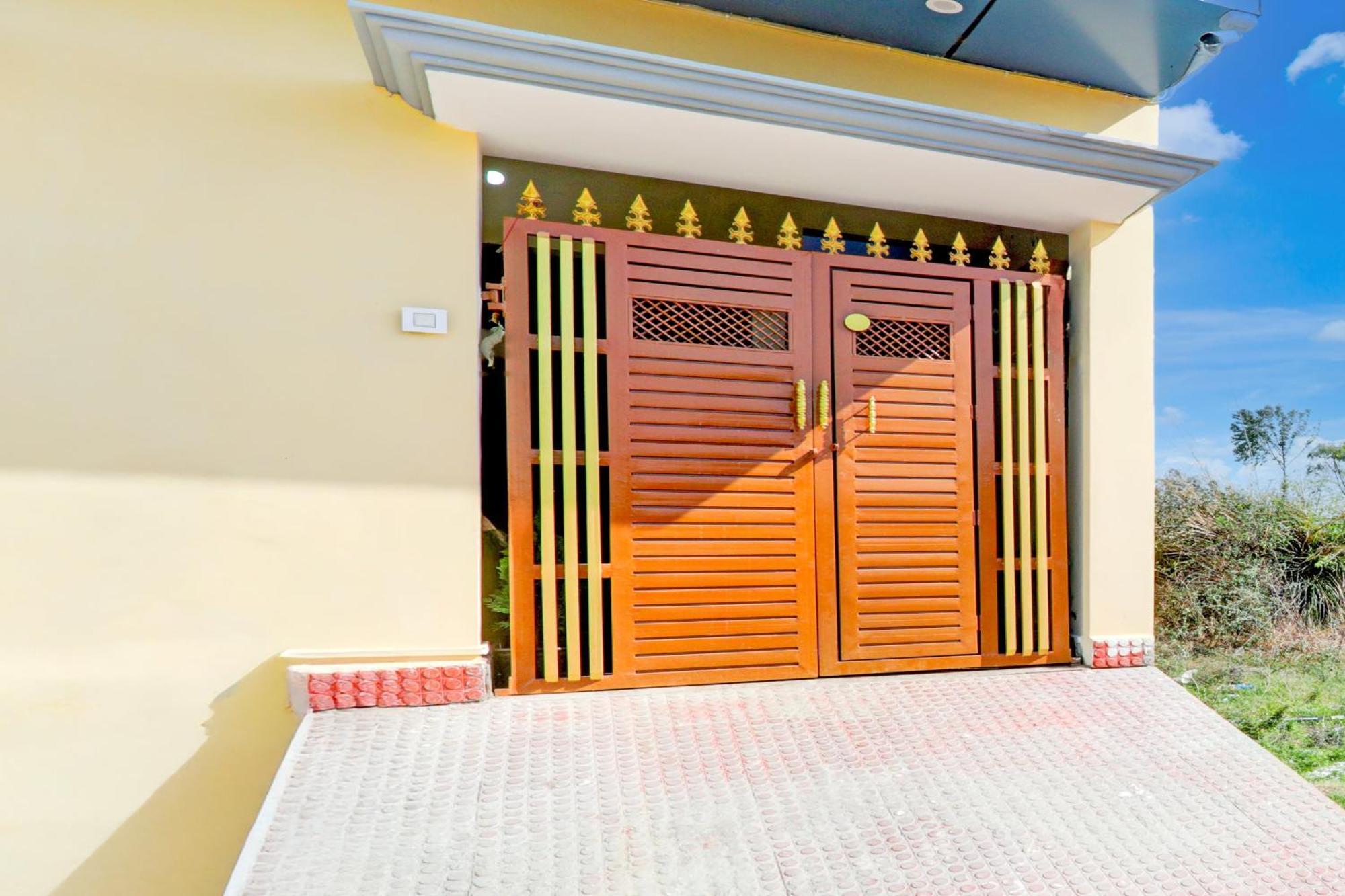 Hotel O Rn Chinhat ภายนอก รูปภาพ